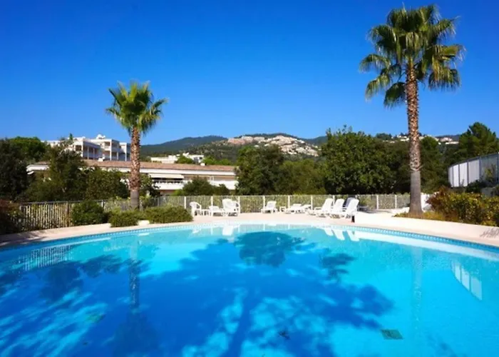 Riviera Golf Апартаменты *